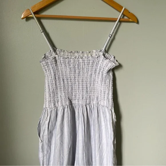 Abercrombie & Fitch Linen Blend Smocked Jumpsuit Size Large - Picture 4 of 10